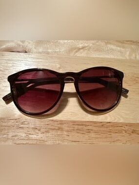 Primary Women's Round Sunglasses - Brown Frame with Burgundy Lenses